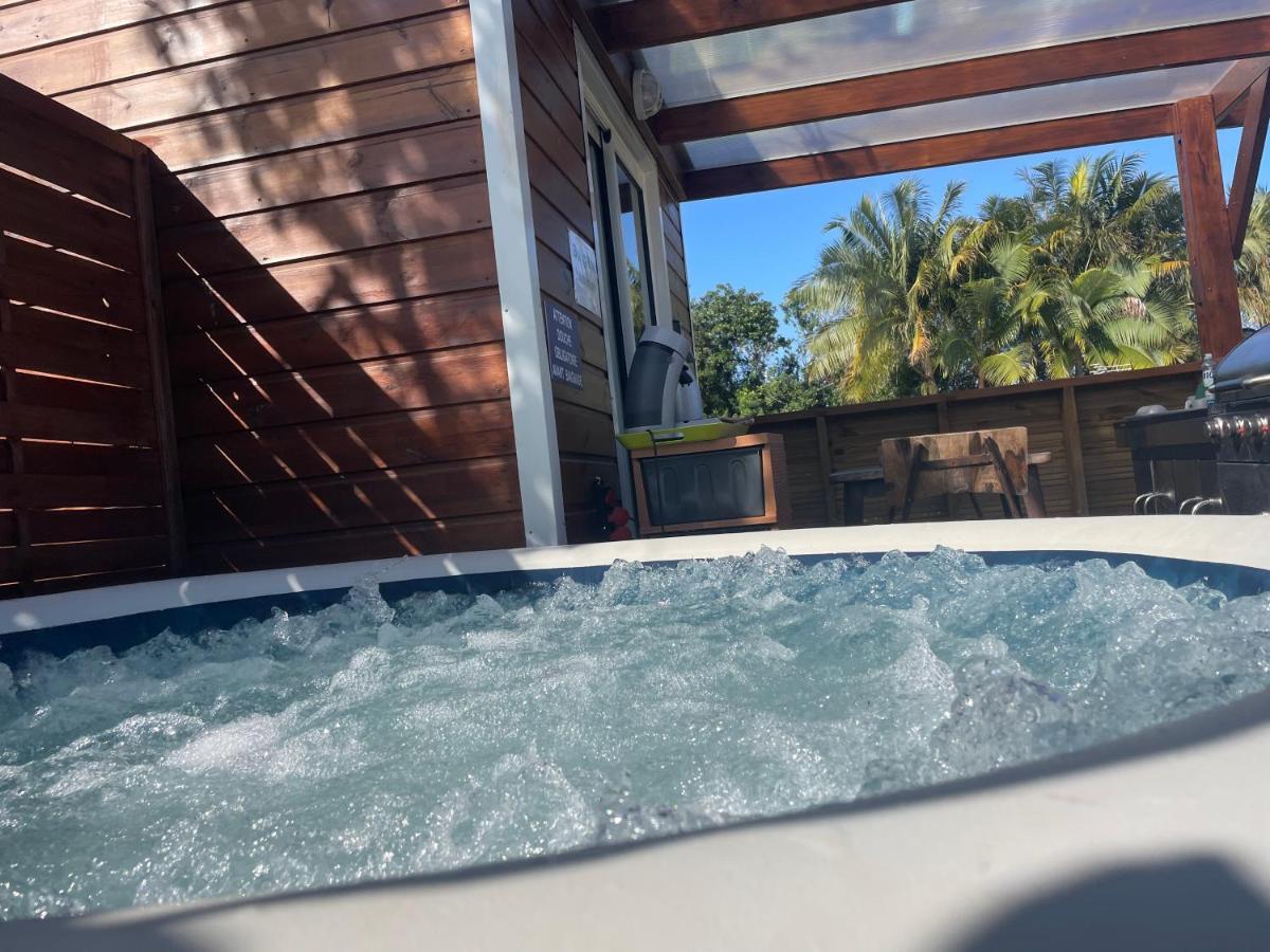 L'Escapade Creole Jacuzzi Privatif Bungalow Bananier 圣若瑟 外观 照片